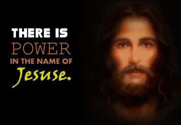 Jesus Christ Face Closeup With Dark Background Quotes Hd Wallpaper Download Free