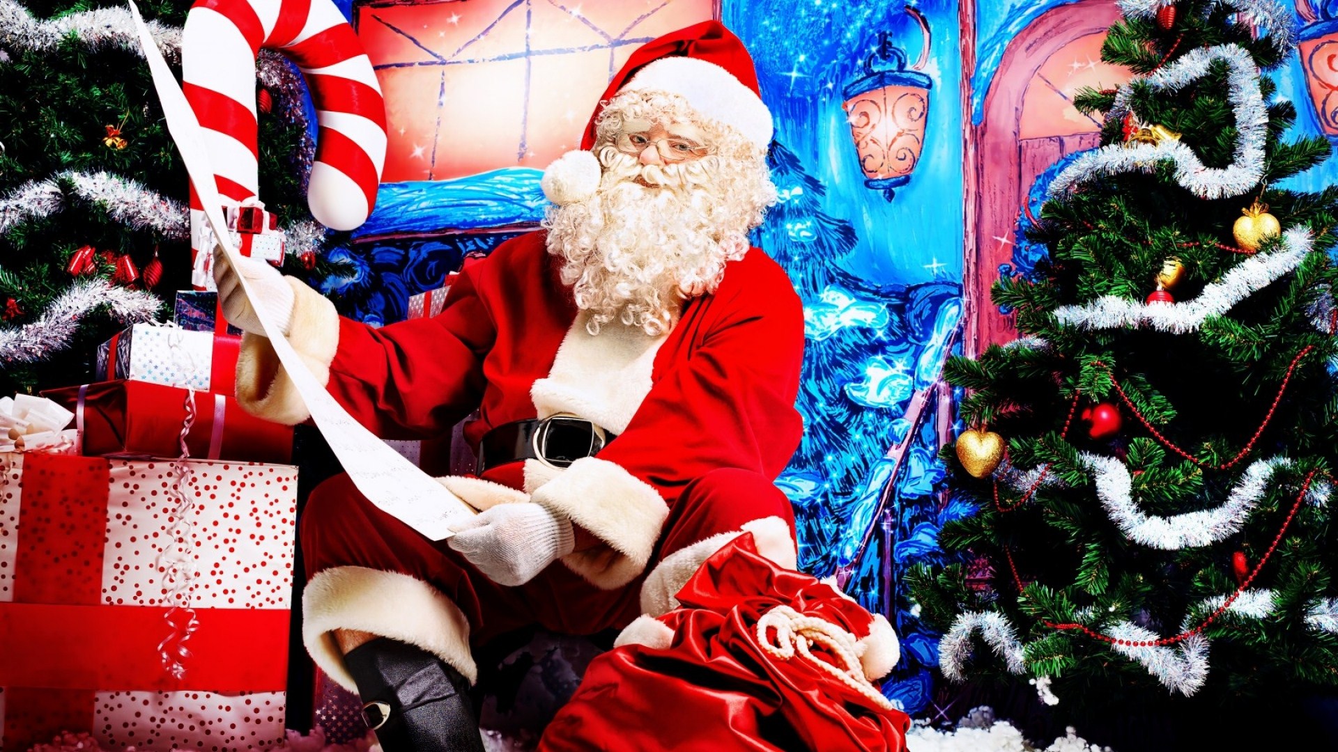 Images Of Santa Claus And Christmas Tree
